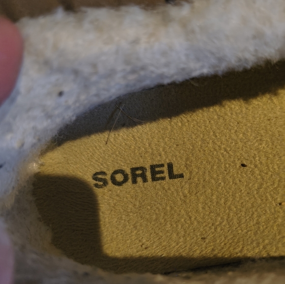 Sorel Pink Slippers - Picture 6 of 7